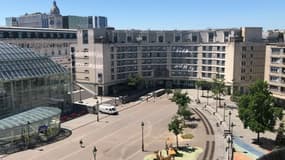 La place Henri Frenay, dans le 12e arrondissement de Paris.