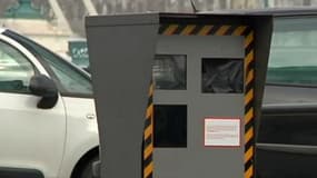 Un radar fixe dans la ville de Lyon.