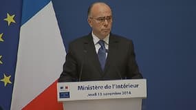 Le ministre de l'Intérieur a décidé d'interdire l'utilisation des grenades offensives par les gendarmes à la suite de la mort de Rémi Fraisse.