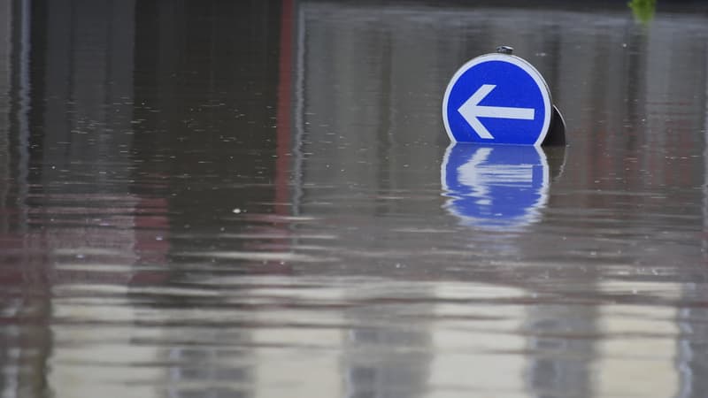 Photo des rues inondées de Nemours, en Seine-et-Marne, prise le 2 juin. 