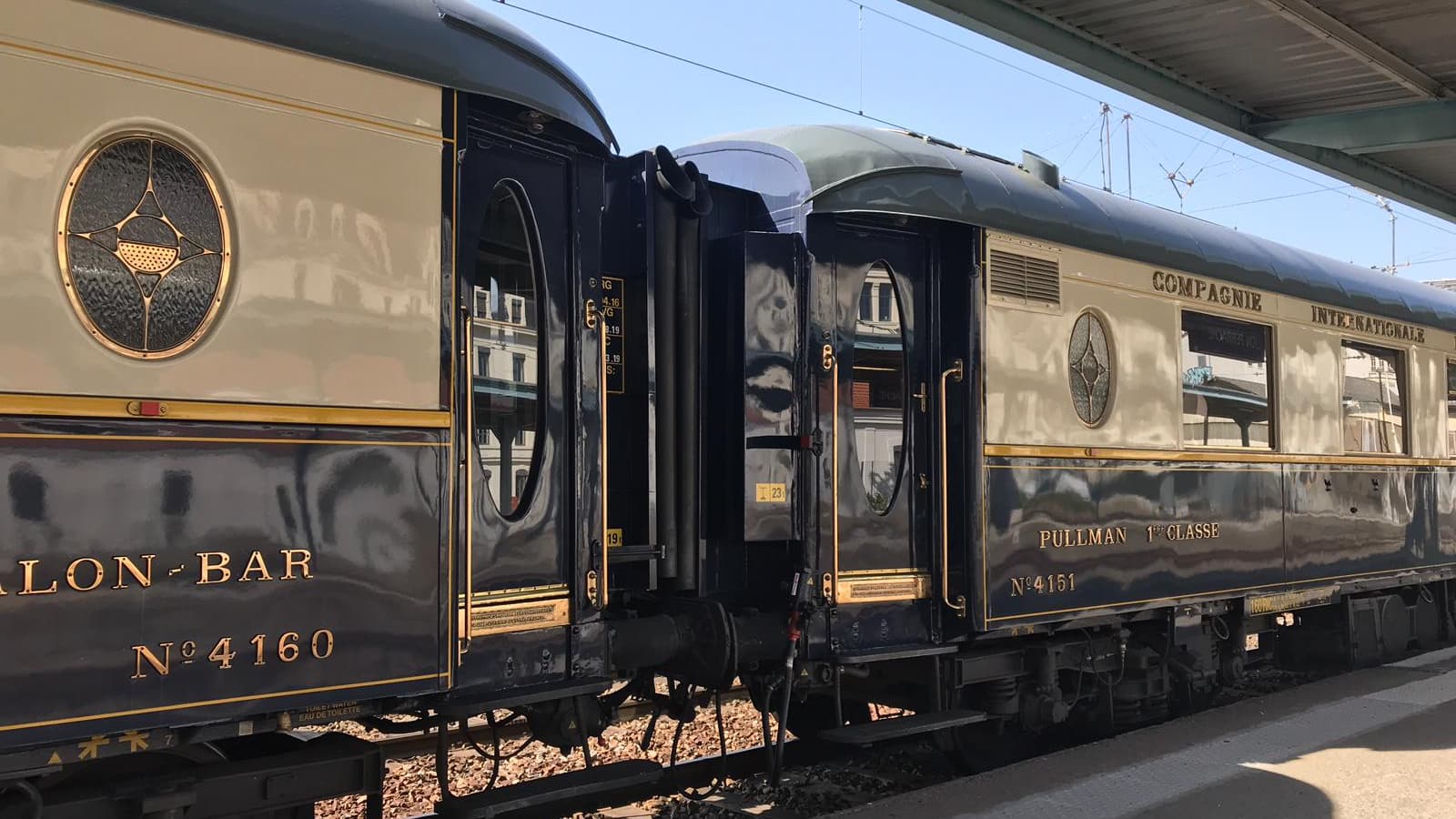 L'Orient Express est exposé pendant deux jours à Lyon. L'Orient Express est exposé pendant deux jours à Lyon.