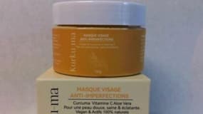 Des substances interdites (arsenic, sélénium, baryum, cobalt, zirconium…) ont été détectées dans le masque pour le visage anti-imperfections.