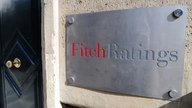Fitch Ratings envisage, à son tour, d'abaisser la note de la France.