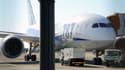 La compagnie All Nippon Airways annonce qu'une fuite de carburant a été détectée sous le moteur gauche d'un de ses Boeing 787, dernier en date d'une série d'incidents ayant affecté ces derniers jours le "Dreamliner". Un autre appareil du même type apparte