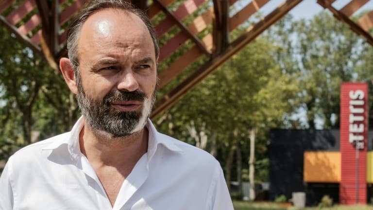 Le Premier ministre Edouard Philippe, candidat à la mairie du Havre, visite le "Tétris", un ancien fort militaire reconverti en lieu culturel, le 26 juin 2020 au Havre 