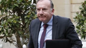 "Nous attendons du prochain gouvernement qu'il mène les réformes qui permettront à tous les Français de gagner, aux entrepreneurs de se développer depuis la France et aux investisseurs étrangers de venir investir en confiance" explique M. Gattaz.
