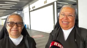 Emotion à l'aéroport de Rome le 25 avril avant les obsèques du pape François