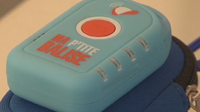 Le boîtier, qui pèse 55 grammes et mesures 6 centimètre permet de lancer des sos.