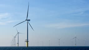 L'appel d'offres de Dunkerque est le troisième lancé par l'Etat français pour développer les éoliennes marines "posées" en France. (image d'illustration)
