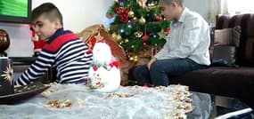 Les chrétiens d'Irak réfugiés en France préparent Noël