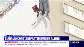 Tempête Ciara: la façade d'un hôtel a été en partie emportée par le vent à Lille