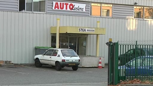 Les magistrats instructeurs se sont rendus mercredi matin dans une zone industrielle de Toulouse, sur les lieux du vol du scooter dont Mohamed Merah s'était servi pour perpétrer une série d'assassinats.