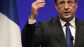Avec 31% d'opinions favorables, François Hollande atteint un plus bas historique dans le baromètre Ipsos-Le Point, seulement dix mois après son élection, en baisse de cinq points en un mois. Jacques Chirac était tombé à 27% d'opinions favorables après dix