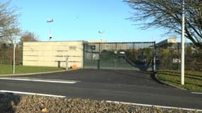 Le centre de rétention administratif de Lille-Lesquin dans le Pas-de-Calais