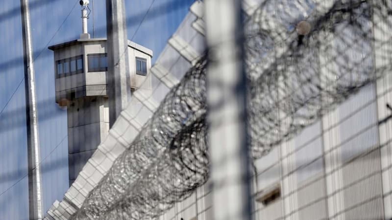 Le mur d'enceinte extérieure d'une prison (Photo d'illustration).