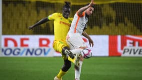 Kara Mbodji au duel avec Andy Delort