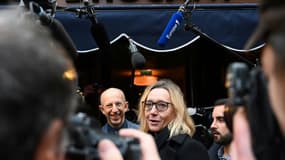 Virginie Despentes le 4 novembre 2019 devant le restaurant Drouant à Paris où doit être annoncé le prix Goncourt