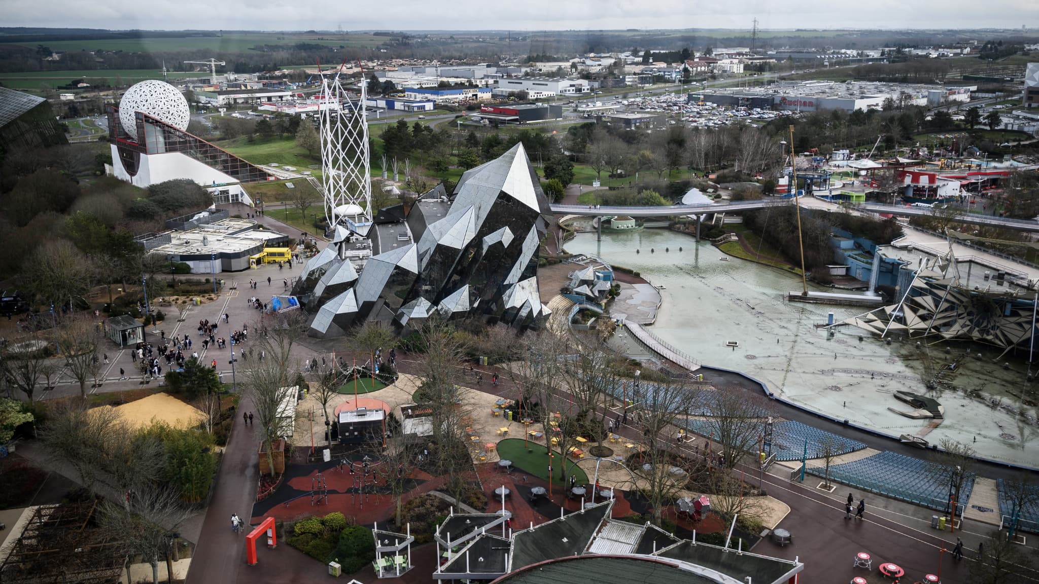 LE CONSEIL DÉPARTEMENTAL DE LA VIENNE ANNONCE UN NOUVEAU QUARTIER "AUX PORTES DU FUTUROSCOPE"