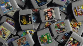 Des cartouches de jeu de Nintendo 64