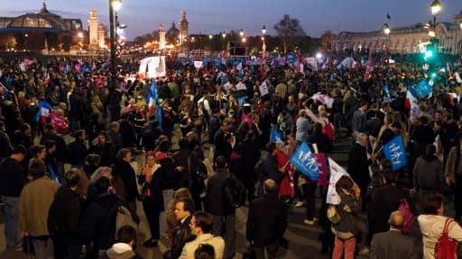 Des manifestants anti mariage homo sur la place de la Concorde à Paris, le 23 avril.