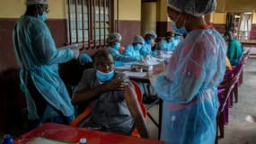 Une vaccination contre Ebola - Image d'illustration