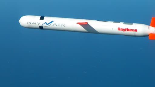 Un missile Tomahawk, qui fait partie de la classe des missiles balistiques.