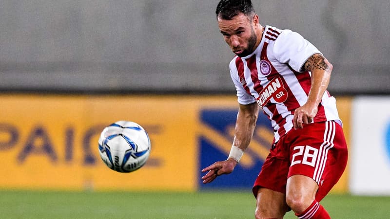 Mathieu Valbuena - Olympiacos