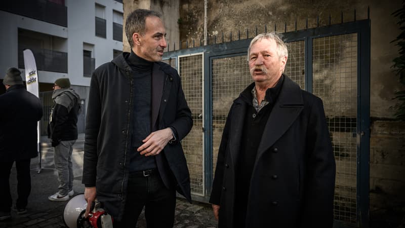 Raphael Glucksmann, député européen, avec José Bové, ancien député européen, agriculteur et militant altermondialiste, à Bordeaux, le 20 janvier 2024.