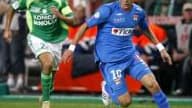Les dirigeants lyonnais ont préféré ne pas prendre de risques et ont bâché la pelouse de Gerland avant le choc face au Steaua Bucarest