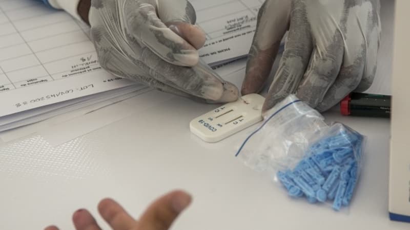 Destinés à se tester chez soi, ces autotests ne nécessitent pas de présence de professionnels de santé