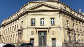Le palais Fontette, ancien palais de justice de Caen désaffecté depuis juillet 2015 et promis à une réhabilitation ici le 2 mai 2025