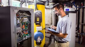 SERVIGNAT accompagne les particuliers et les professionnels dans la conception, la réalisation et l'entreprise de leurs installations de chauffage, de climatisation et de plomberie.