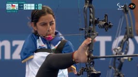 Sheetal Devi lors des Jeux paralympiques de Paris 2024.
