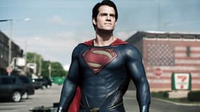 Henry Cavill a repris le rôle de Superman en 2013