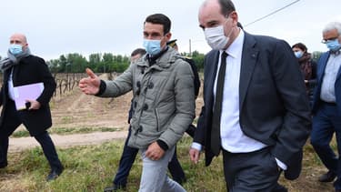 Jean Castex, lors de son déplacement à Montagnac, samedi 17 avril 2021