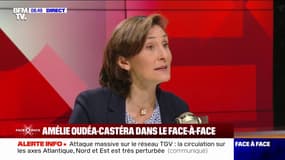 Baignade d'Emmanuel Macron dans la Seine: Amélie Oudéa-Castéra affirme que "le président a d'autres priorités"