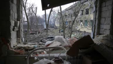 Un bombardement russe à Marioupol a touché un hôpital pour enfant le 9 mars 2022
