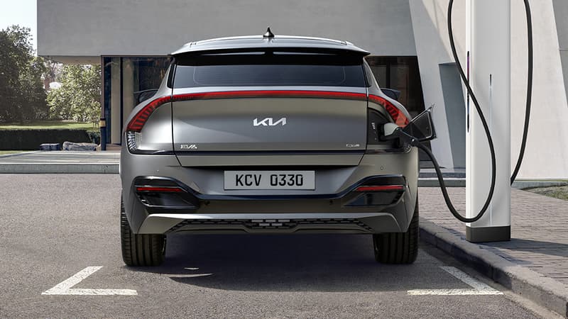 La Kia EV6, voiture 100% électrique et élue voiture européenne de l'année en 2022.
