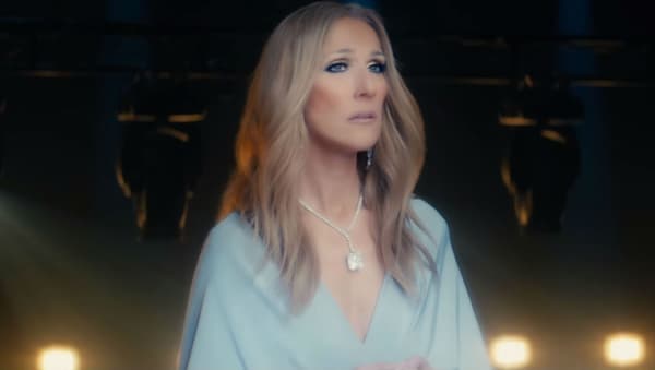 Céline Dion dans le cli de Ashes, son nouveau single.