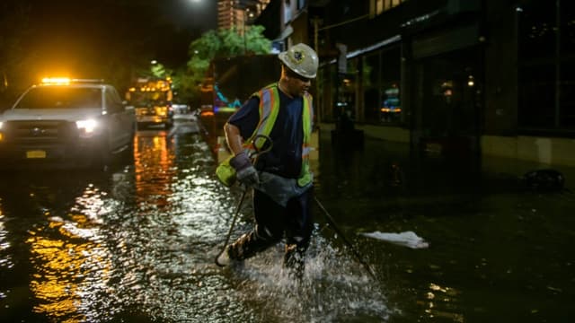 Inondations à Brooklyn, au passage des restes de l'ouragan Ida, le 2 septembre 2021 à New York