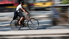 Au moins neuf cyclistes auraient été victimes des agissements des deux hommes entre le mois d'avril et de décembre, selon la Dépêche. (photo d'illustration)