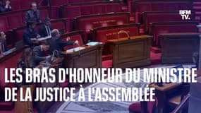 Les images des bras d'honneur d'Éric Dupond-Moretti à l'Assemblée nationale