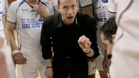 Patrice Canayer au milieu de ses joueurs