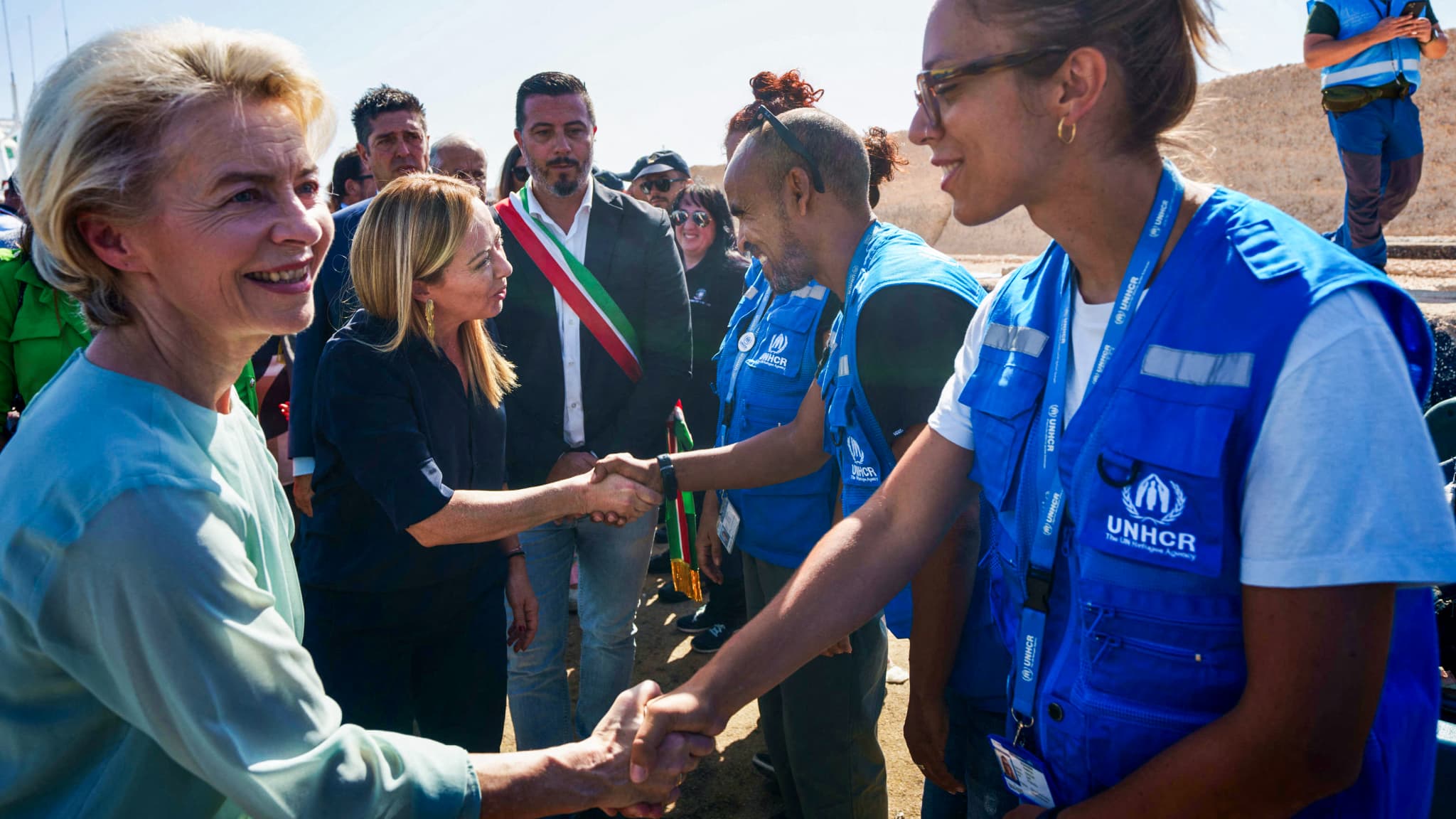 Von der Leyen invita i Paesi europei ad accogliere alcuni migranti che arrivano in Italia