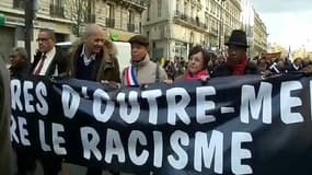 Une marche contre le racisme a réuni 25.000 personnes, samedi 30 novembre à Paris.