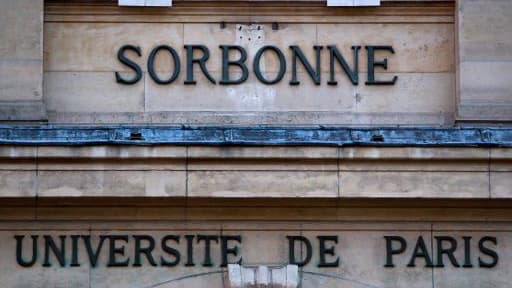 Les futurs programmes d'histoire, dont la première mouture a généré de violentes polémiques sur la place de la chrétienté et des Lumières, seront débattus à la Sorbonne Les futurs programmes d'histoire, dont la première mouture a généré de violentes polémiques sur la place de la chrétienté et des Lumières, seront débattus à la Sorbonne