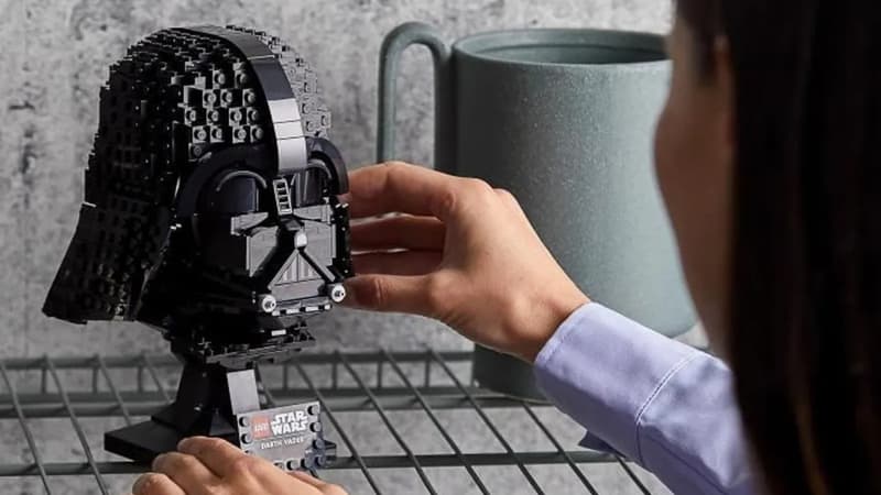 Le casque de Dark Vador en LEGO profite d'un joli prix : c'est parfait pour Noël