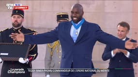 Parade des JO: Teddy Riner est fait commandeur de l'Ordre National du Mérite par Emmanuel Macron