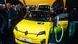 Une Renault 5 au Mondial de l'Automobile en 2024 à Paris