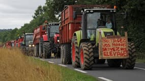 Les manifestants sont venus à bord d'environ 150 tracteurs et engins agricoles.